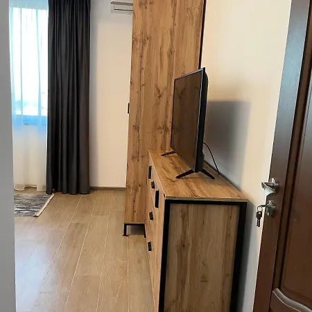 아파트 Ziz Năvodari